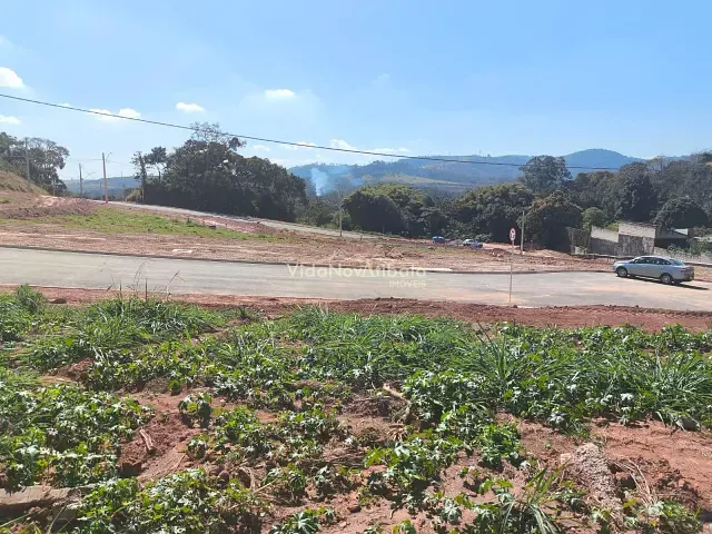 Terreno com 175m², à venda, no bairro Jardim Colonial em Atibaia