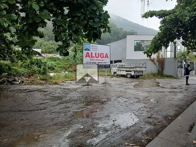 Terreno com 849m², para alugar, no bairro Itaipu em Niterói