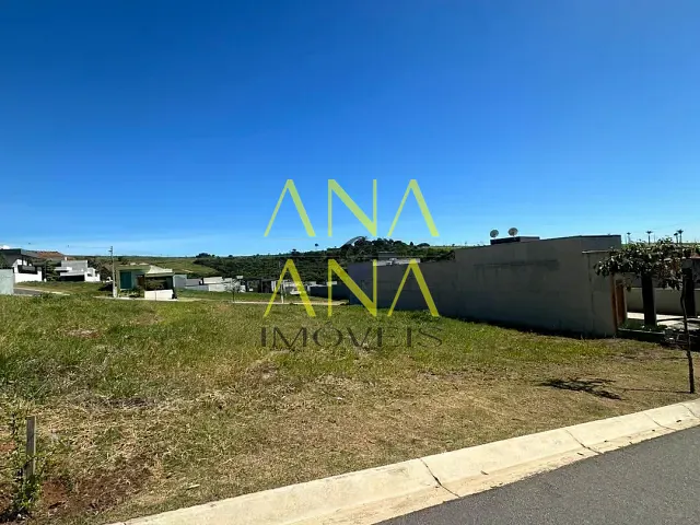 Terreno com 304m², à venda, no bairro Residencial San Vitale em Bragança Paulista