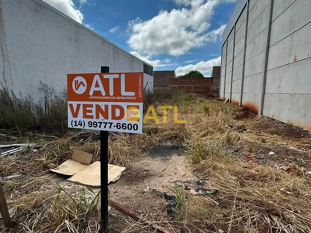 Terreno com 319m², à venda, no bairro Jardim Matilde em Ourinhos