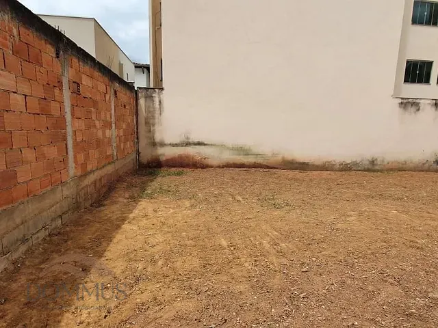 Terreno com 240m², à venda, no bairro Canaã em Ipatinga
