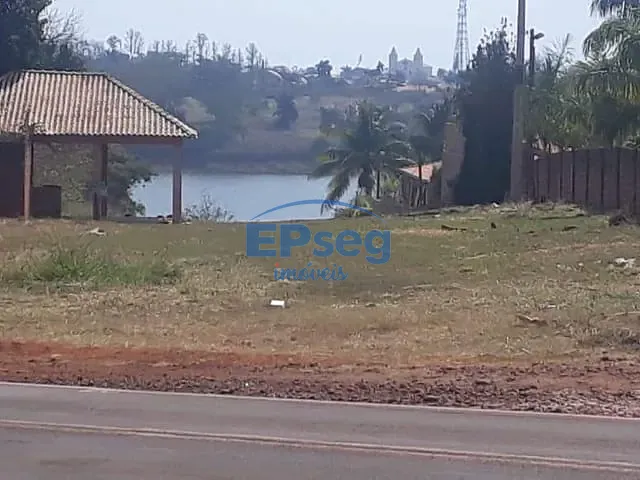 Terreno com 3150m², à venda, no bairro Centro em Primeiro de Maio