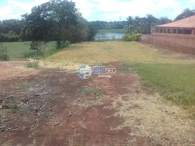 Terreno com 3150m², à venda, no bairro Centro em Primeiro de Maio