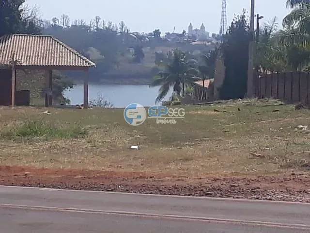 Terreno com 3150m², à venda, no bairro Centro em Primeiro de Maio