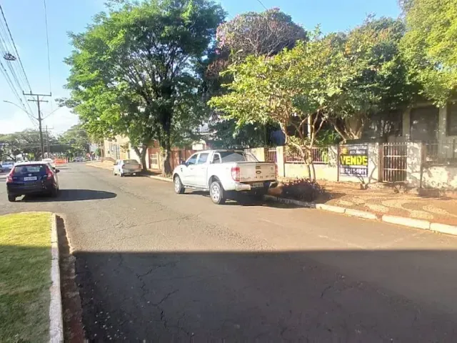 Terreno com 375m², à venda, no bairro Centro em Rolândia