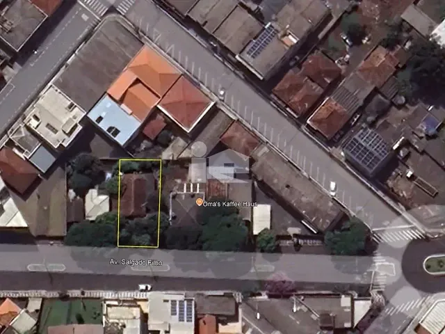 Terreno com 375m², à venda, no bairro Centro em Rolândia