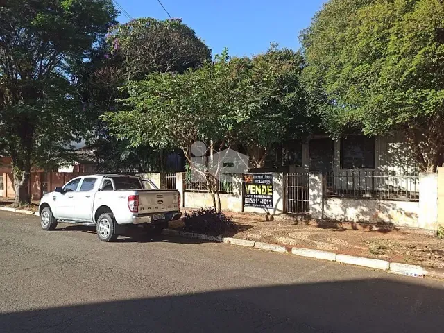 Terreno com 375m², à venda, no bairro Centro em Rolândia