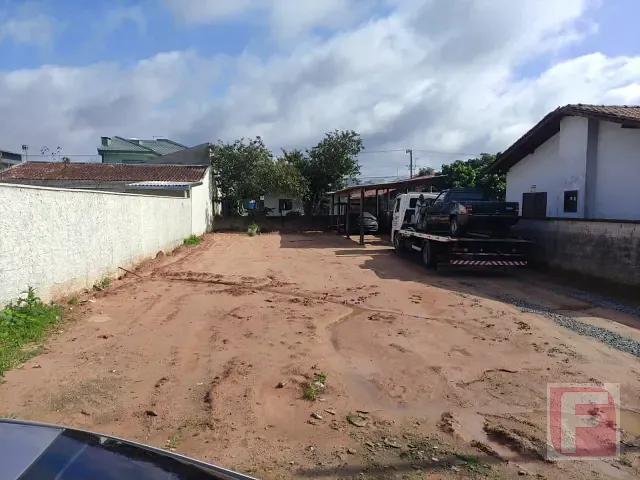 Terreno com 360m², à venda, no bairro Itapema do Norte em Itapoá