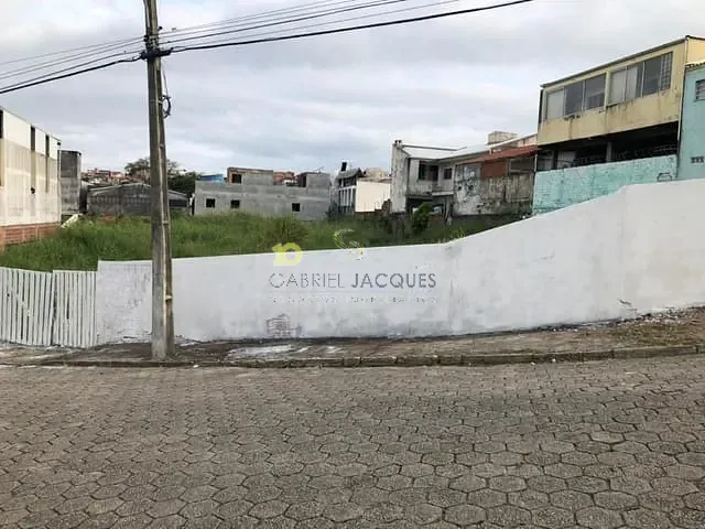Terreno com 1800m², à venda, no bairro Jardim Atlântico em Florianópolis