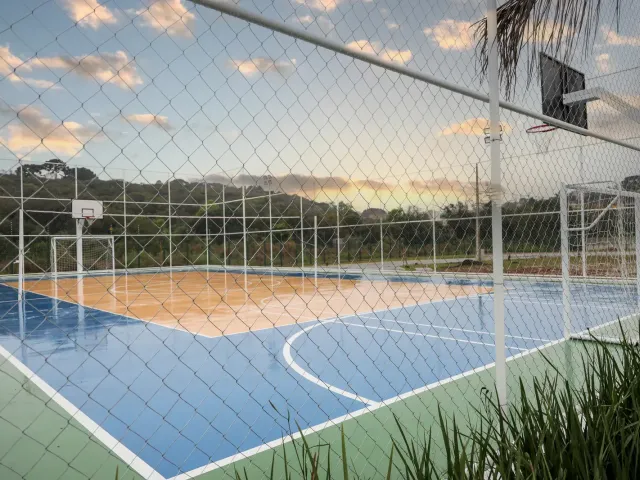 Terreno com 144m², à venda, no bairro Santa Cândida em Curitiba