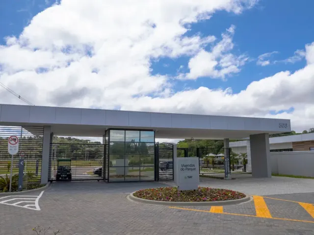 Terreno com 144m², à venda, no bairro Santa Cândida em Curitiba