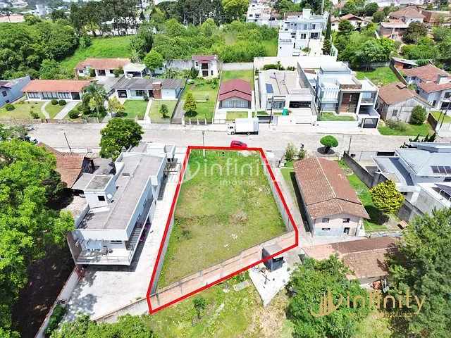 Terreno com 526m², à venda, no bairro Vila Ferroviária em Mafra
