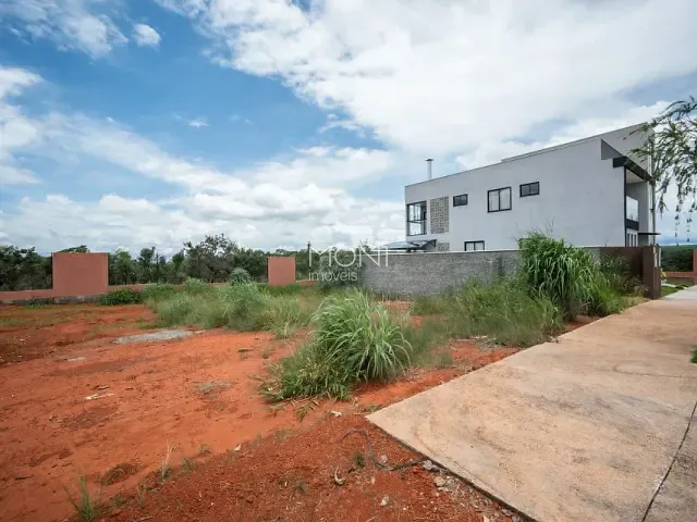 Terreno com 378m², à venda, no bairro Setor Habitacional Tororó (Jardim Botânico) em Brasília