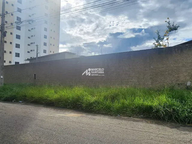 Terreno com 2600m², à venda, no bairro Candeias em Vitória da Conquista