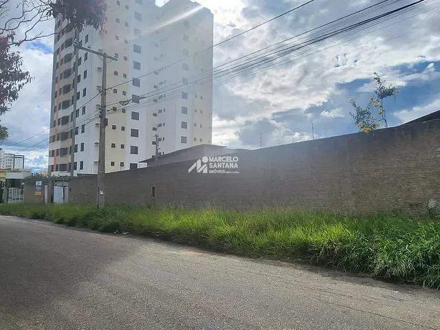Terreno com 2600m², à venda, no bairro Candeias em Vitória da Conquista