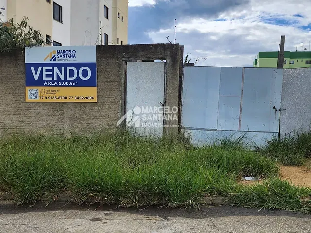 Terreno com 2600m², à venda, no bairro Candeias em Vitória da Conquista