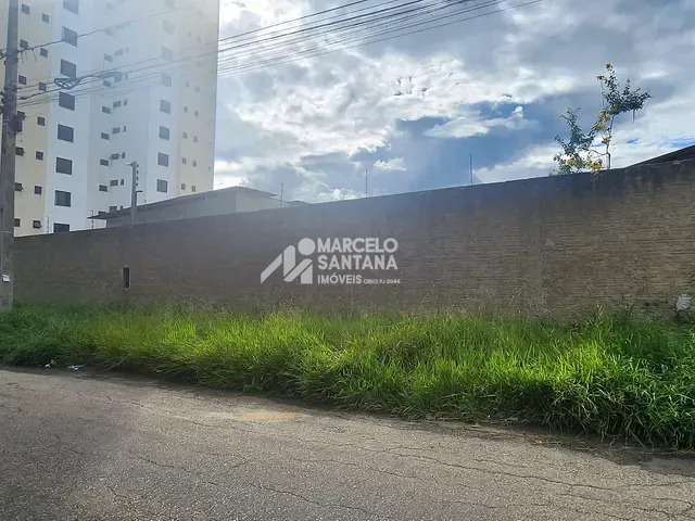 Terreno com 2600m², à venda, no bairro Candeias em Vitória da Conquista