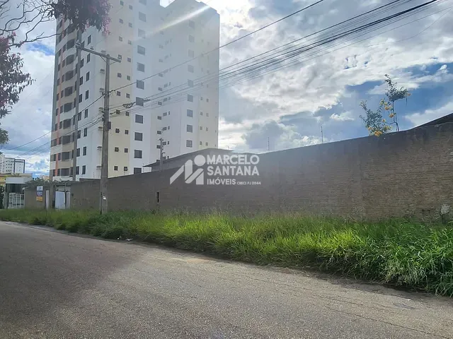 Terreno com 2600m², à venda, no bairro Candeias em Vitória da Conquista