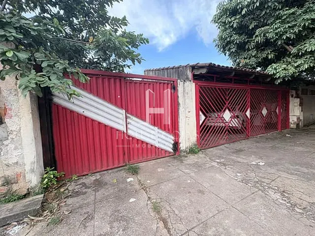 Terreno com 442m², à venda, no bairro Cidade Jardim em Goiânia