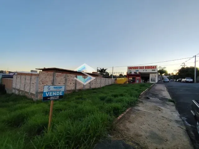 Terreno com 310m², à venda, no bairro Pompéia 3  em Jacarezinho