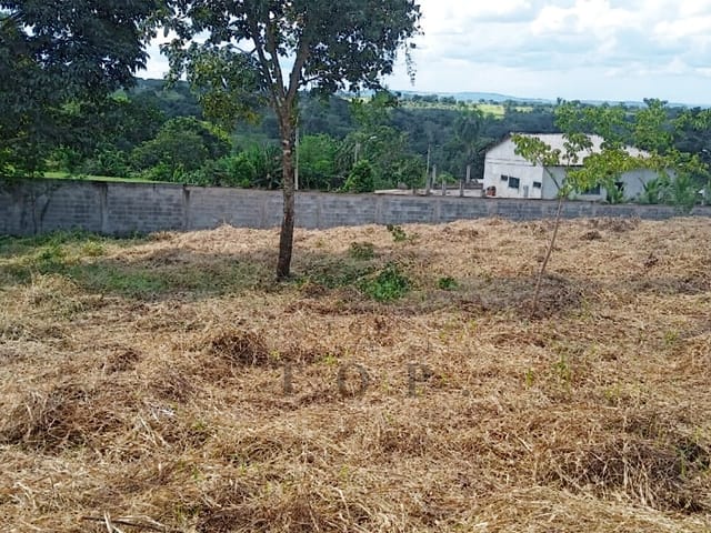 Terreno com 2000m², à venda, no bairro Reserva das Aroeiras em Bela Vista de Goiás