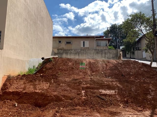 Terreno com 300m², à venda, no bairro Jardim Nova Extrema em Extrema
