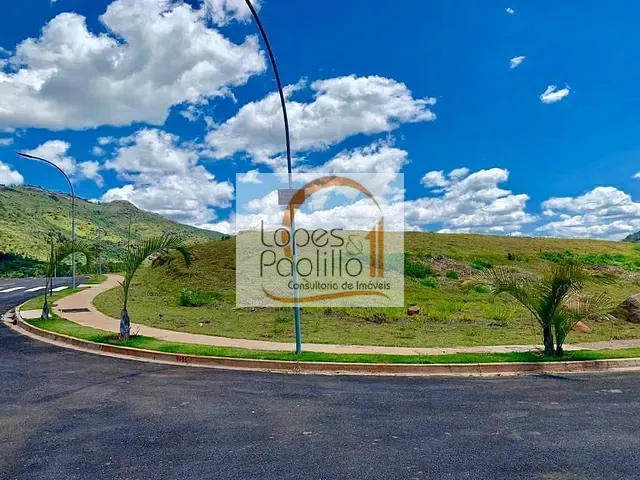 Terreno com 1051m², à venda, no bairro Itapetinga em Atibaia