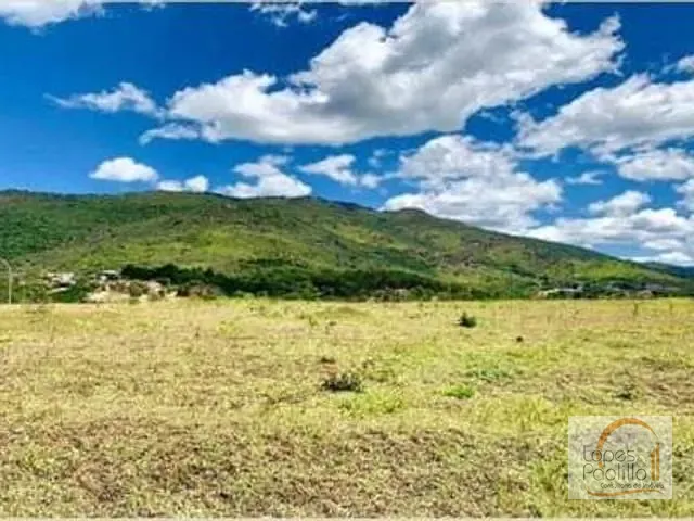 Terreno com 1051m², à venda, no bairro Itapetinga em Atibaia