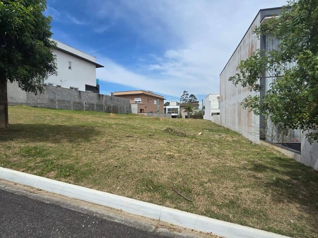 Terreno com 265m², à venda, no bairro Mogi Moderno em Mogi das Cruzes