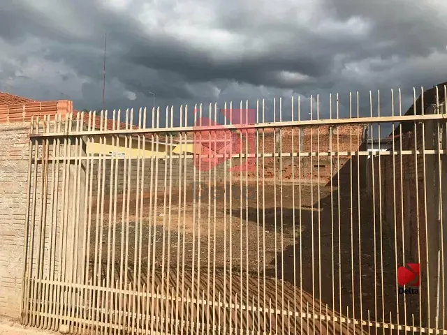 Terreno com 250m², à venda, no bairro Jardim Margarida em Pirassununga