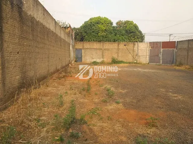Terreno com 446m², para alugar, no bairro Jardim Maracanã em Uberaba