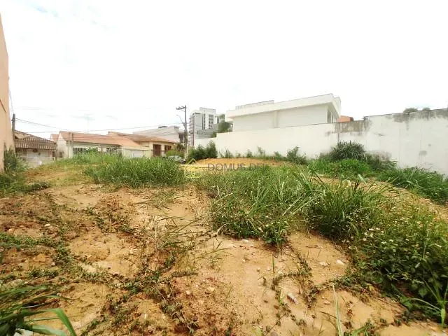 Terreno com 369m², à venda, no bairro Jardim Amália em Volta Redonda