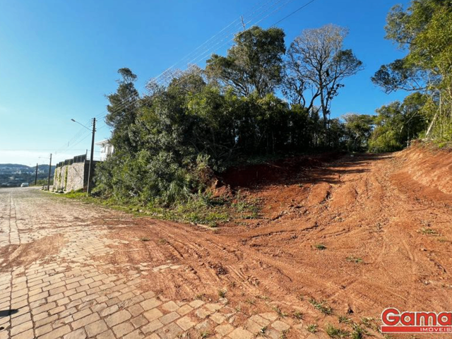 Terreno com 720m², à venda, no bairro Loteamento Bella Vista em Nova Prata