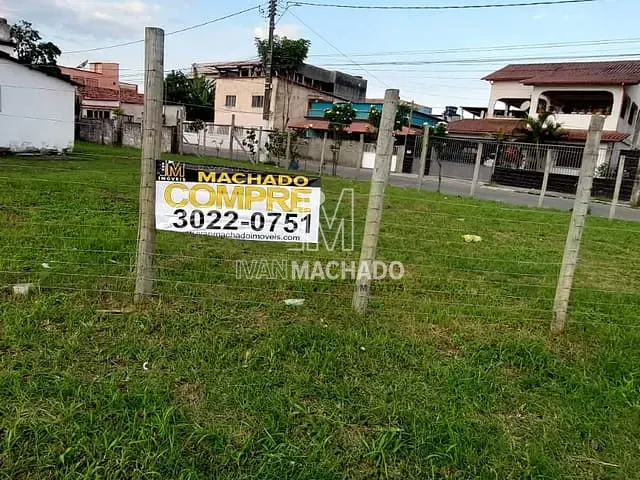 Terreno com 700m², à venda, no bairro Cobilândia em Vila Velha