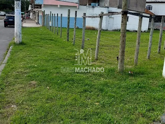 Terreno com 700m², à venda, no bairro Cobilândia em Vila Velha