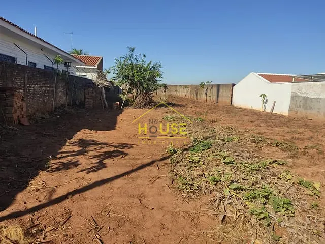 Terreno com 640m², à venda, no bairro Jardim Bela Vista em Votuporanga