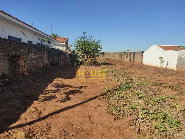 Terreno com 640m², à venda, no bairro Jardim Bela Vista em Votuporanga