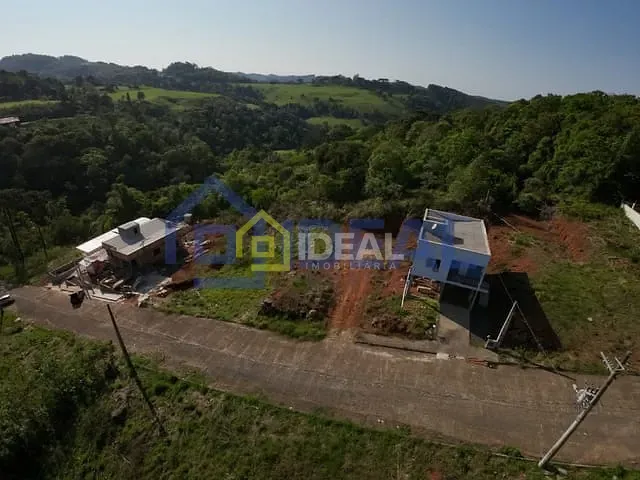 Terreno com 317m², à venda, no bairro Guilherme Reich em Concórdia