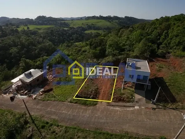 Terreno com 317m², à venda, no bairro Guilherme Reich em Concórdia