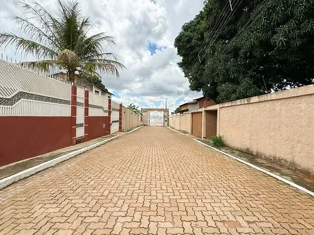 Terreno com 923m², à venda, no bairro Setor Habitacional Vicente Pires em Brasília