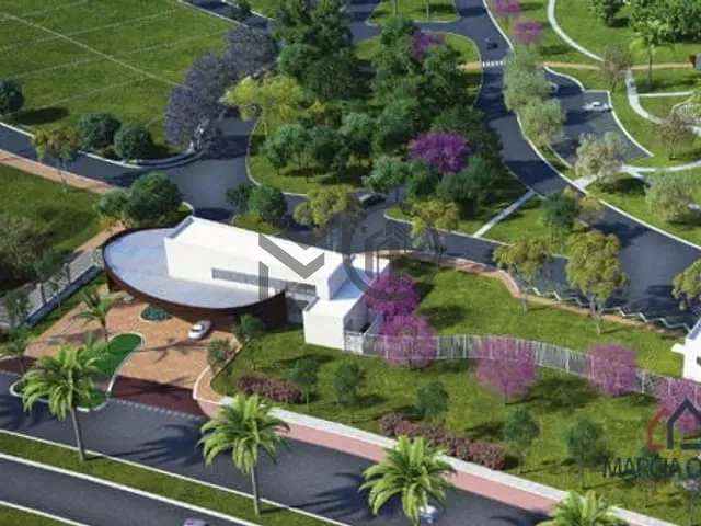 Terreno com 720m², à venda, no bairro Jardim Itália em Cuiabá