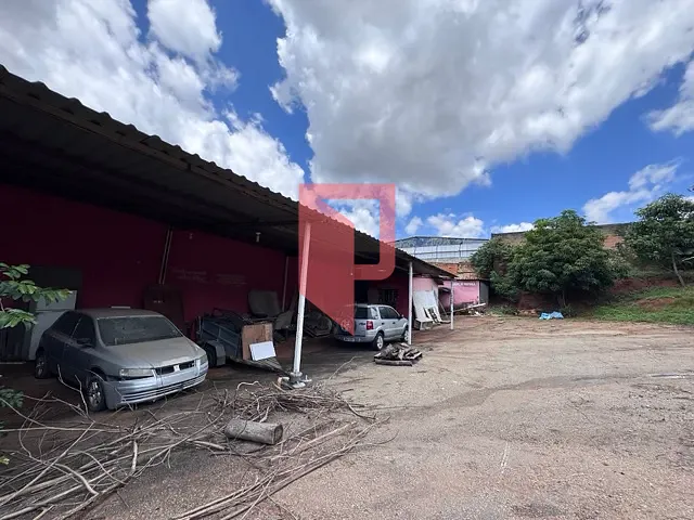 Terreno com 1200m², para alugar, no bairro São Luiz em Belo Horizonte
