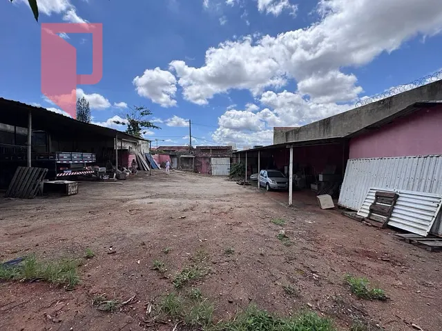 Terreno com 1200m², para alugar, no bairro São Luiz em Belo Horizonte