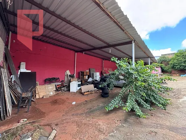 Terreno com 1200m², para alugar, no bairro São Luiz em Belo Horizonte