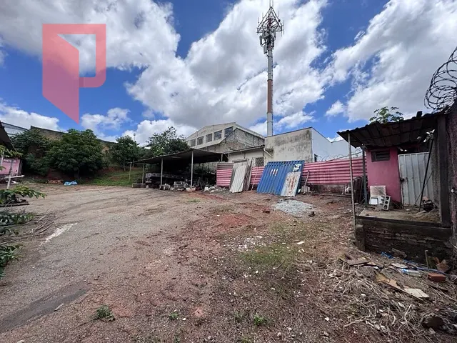 Terreno com 1200m², para alugar, no bairro São Luiz em Belo Horizonte