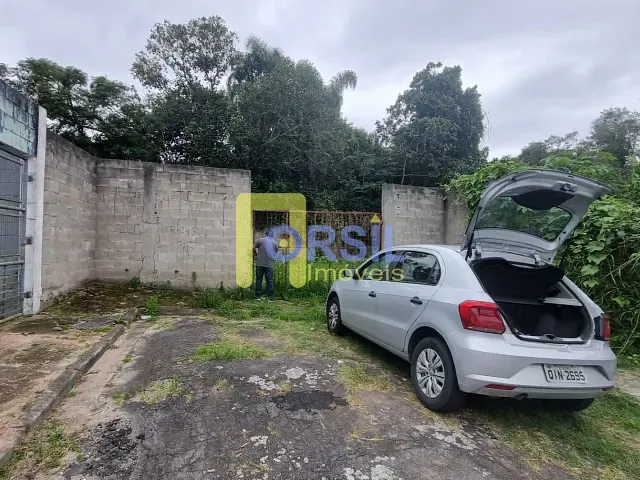 Terreno com 526m², à venda, no bairro Conjunto Habitacional Brás Cubas em Mogi das Cruzes