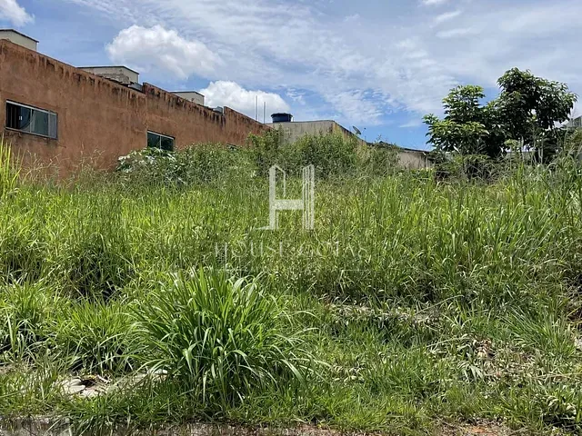 Terreno com 250m², à venda, no bairro Residencial Katia em Goiânia