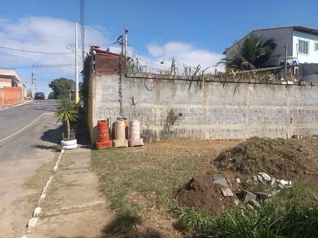 Terreno com 320m², à venda, no bairro Roma em Volta Redonda