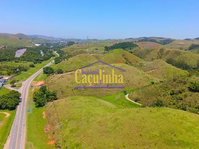 Terreno com 176000m², à venda, no bairro Parque Almirante em Barra do Piraí