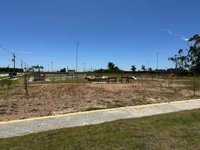 Terreno com 397m², à venda, no bairro Três Vendas em Pelotas